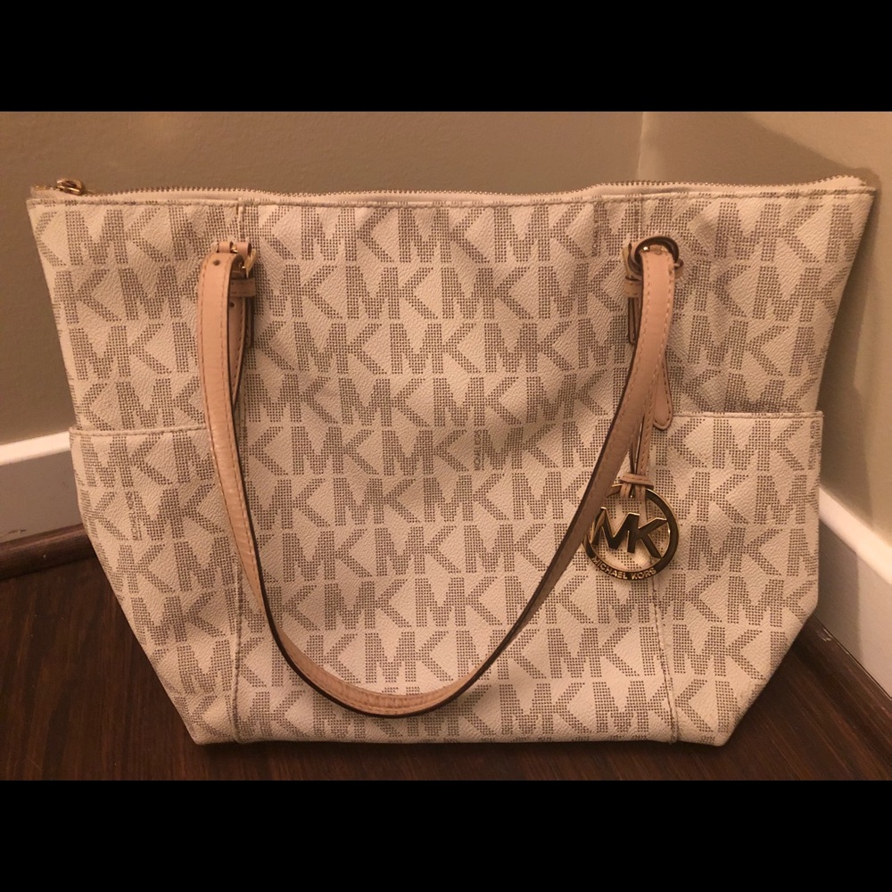 MICHAEL KORS HANDBAG Genuine/Excellent Condition